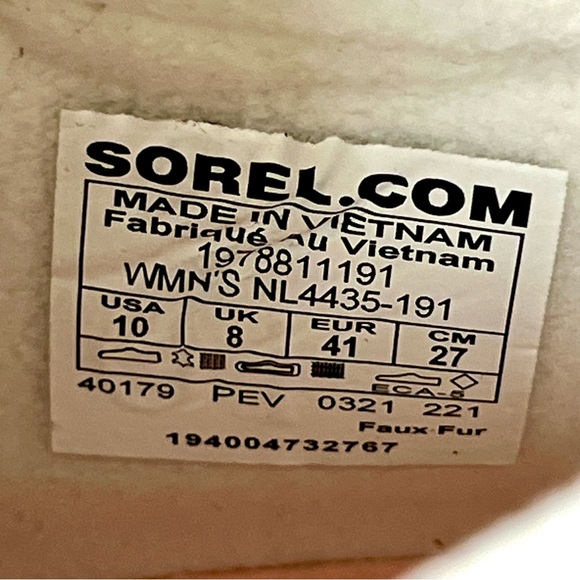 SOREL Women's Out N About III Conquest Hybrid Boots—SZ. 10 - Picture 8 of 17